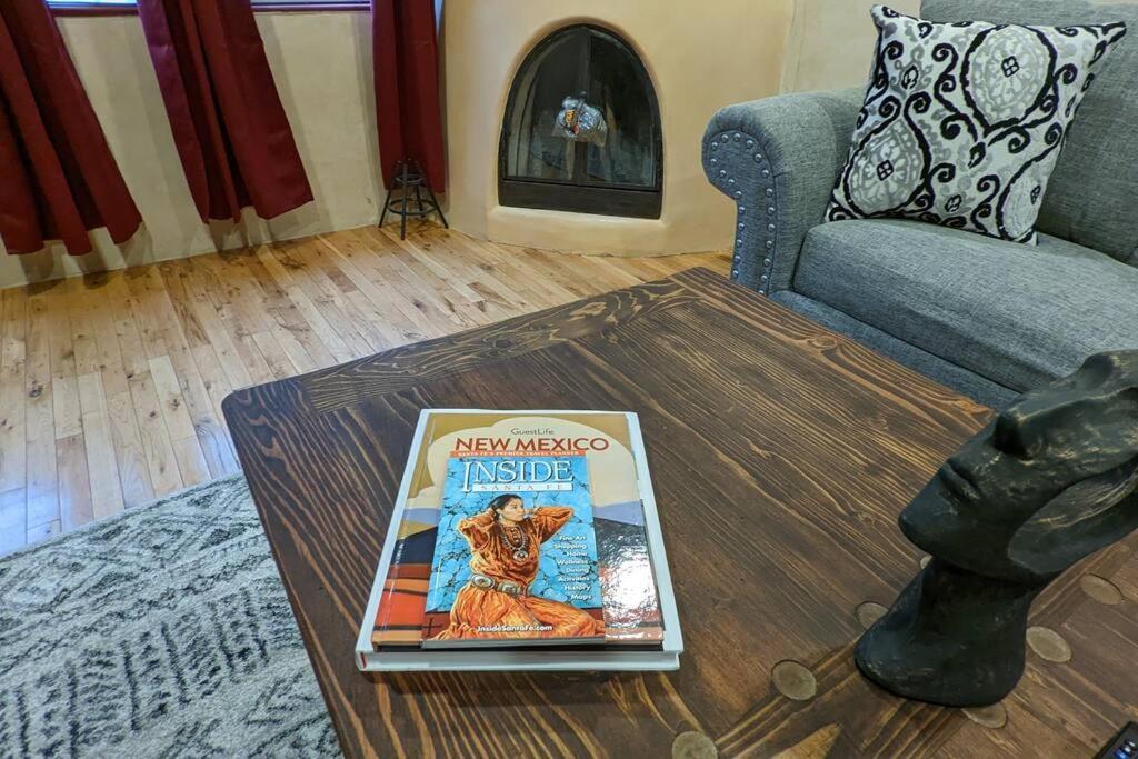 Magical Santa Fe Stay, Minutes From Town Square, Sleeps 4, Includes Free Parking And Outdoor Hot Tub! 外观 照片